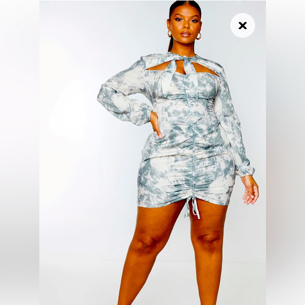 Plus Sage Green Tie Dye Ruching Front Cut Out Bodycon Dress